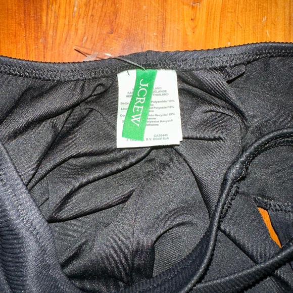 NWOT J.Crew Women’s Ribbed Black Side Bow One-Piece Swimsuit Sz 6 - Picture 6 of 8